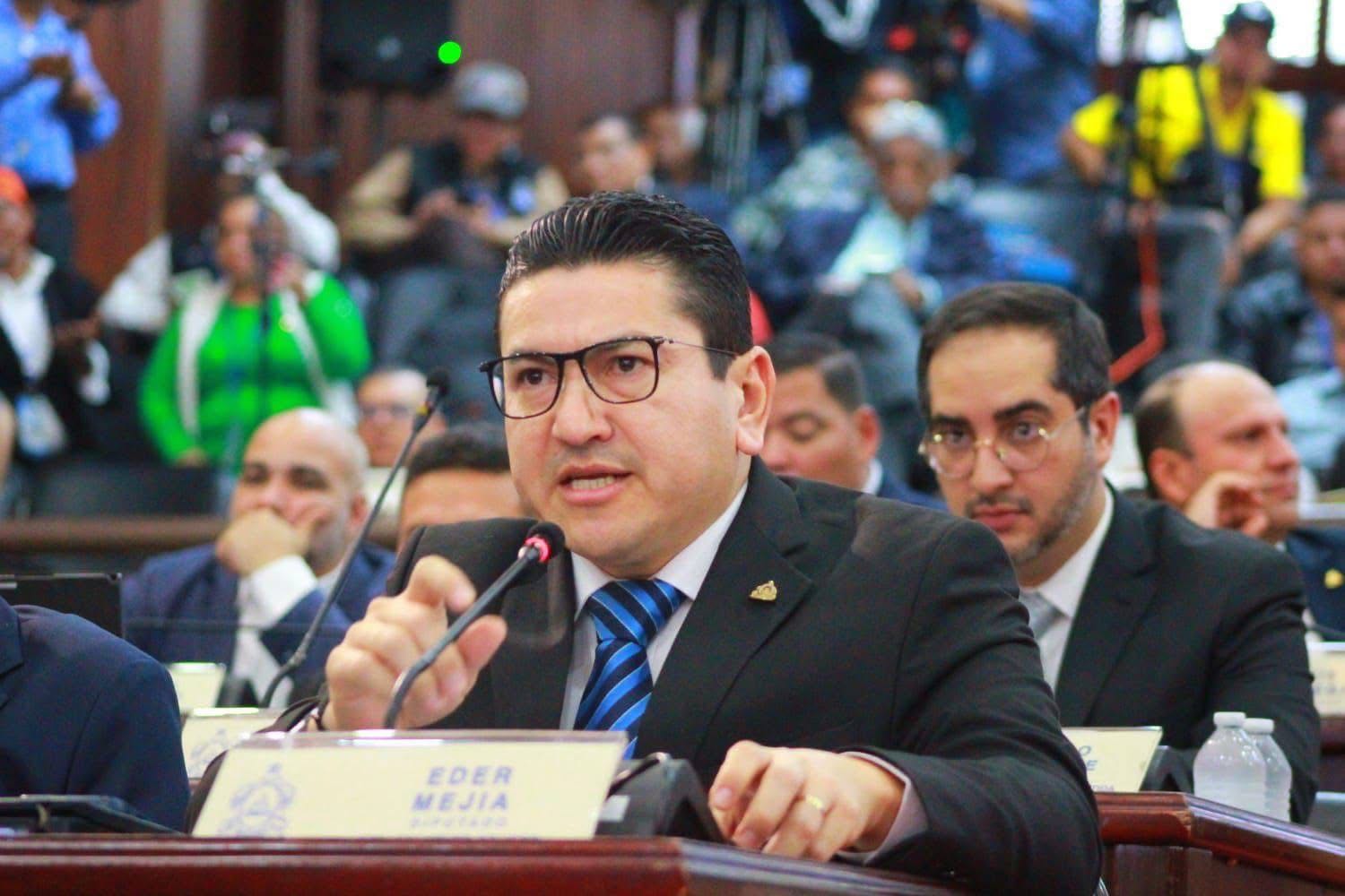 CN aprobó por unanimidad vender el avión presidencial Embraer Legacy 